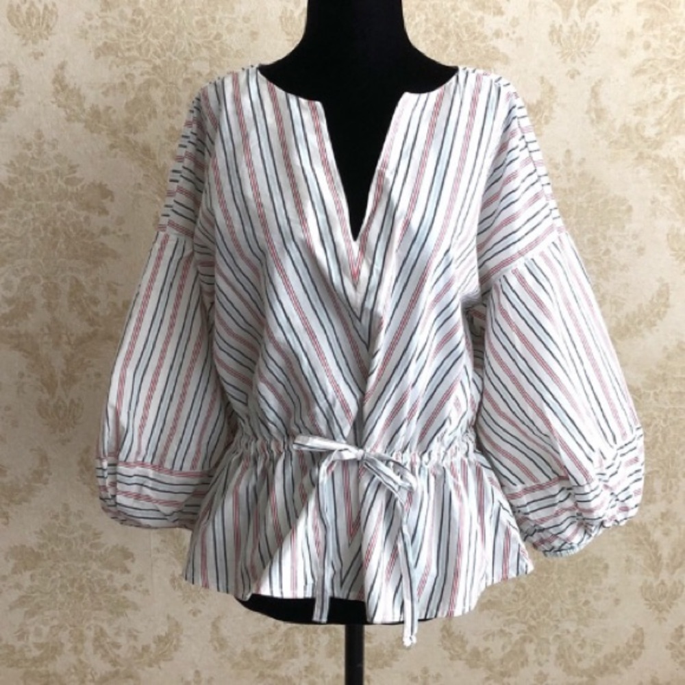 BNWT Gap striped blouse